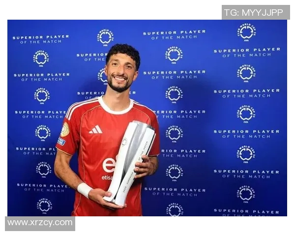 足球明星的职业生涯与成就分析及个人简历展示